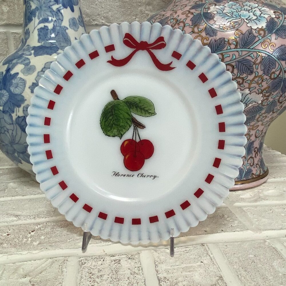 Cherries and Bows - Dessert/Salad Plate - MacBeth-Evans Petalware - 1930's - EUC
